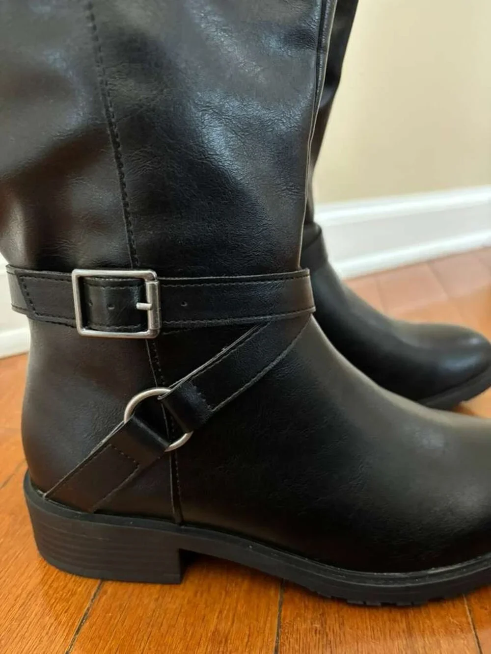 Me Too Arctic Womens Black Leather Knee High Zippered Boots Size 7.5